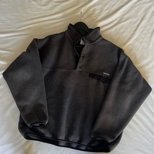 Patagonia Men’s large Dark grey with black trim